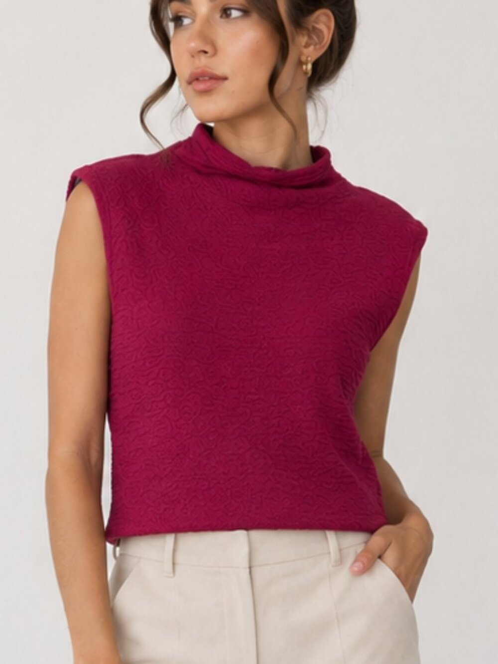 TREASURE & BOND Magenta Mock Neck Sleeveless Textured Tank Top Size M EUC